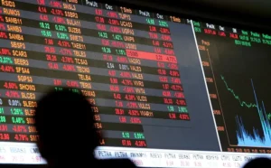 Bolsas Europeias Fecham Mistas com Sinalizações Sobre Juros; Londres Renova Recorde