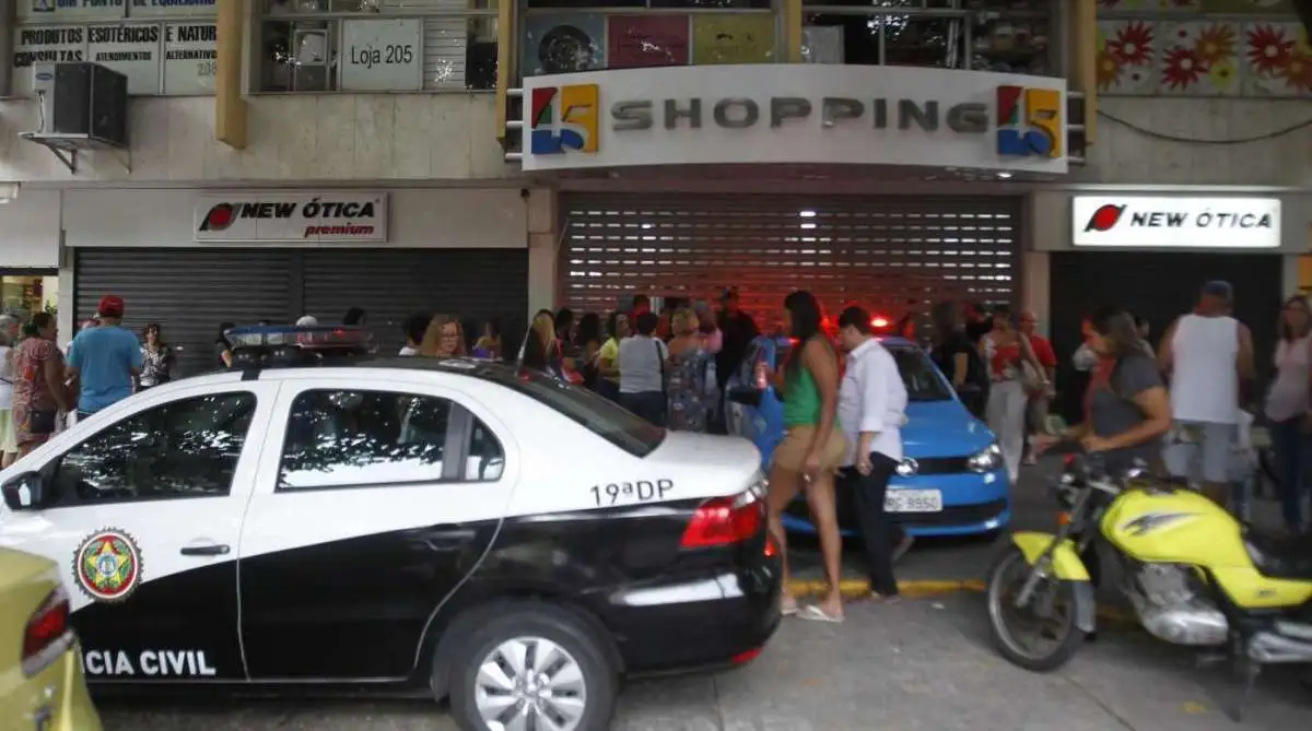 Crime ocorreu no Shopping 45, na Tijuca - Severino Silva / Agência O Dia
